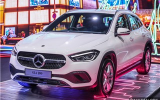 Mercedes-Benz GLA 2021 ra mắt tại Malaysia với 2 phiên bản