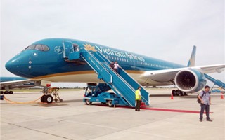 Siêu máy bay Airbus A350 của Vietnam Airlines gặp sự cố ở Pháp