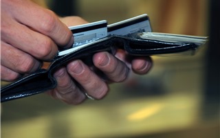 Những vấn đề nên tránh nếu sở hữu quá nhiều thẻ tín dụng