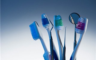 Những lưu ý không thể bỏ qua khi chọn bàn chải đánh răng