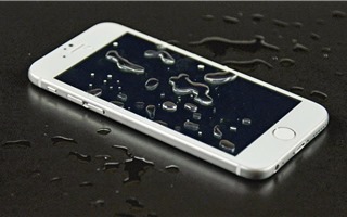 Cách xử lý khi điện thoại smartphone rơi vào nước