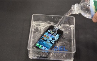 3 phương pháp chống nước hiệu quả giá rẻ cho điện thoại smartphone