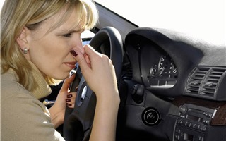 Tổng hợp các cách khử mùi hôi trên xe ô tô