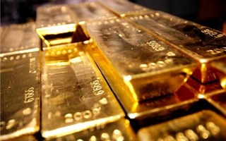 Cập nhật giá vàng ngày 25/10: Giá vàng 2 thị trường tiếp tục giảm