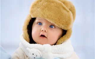 Quy tắc mặc quần áo cho trẻ sơ sinh vào mùa lạnh