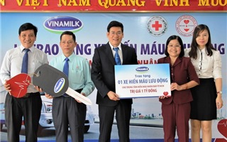 Vinamilk tặng xe hiến máu 1 tỷ đồng cho Trung tâm Hiến máu nhân đạo TPHCM