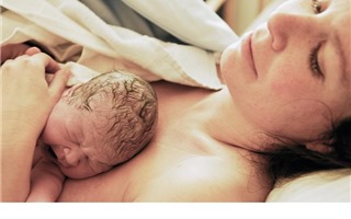 Hai mẹ con tử vong vì sinh con “thuận tự nhiên” là tin thất thiệt
