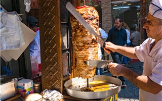 Bánh mì Doner Kebabs có nguy cơ bị xóa sổ vì hại sức khỏe