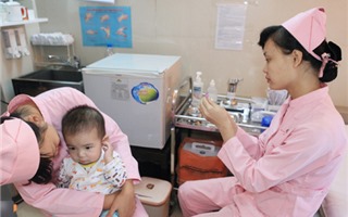 Việt Nam ngưng sử dụng vắc xin Quinvaxem