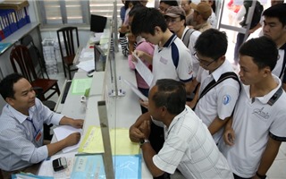 31 đường dây nóng tiếp nhận phản ánh lạm thu ở Hà Nội