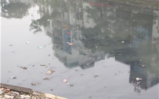 Cải tạo sông Tô Lịch thành sông Seine: Bài 1: Dòng sông "chết" gánh cả tấn rác mỗi ngày