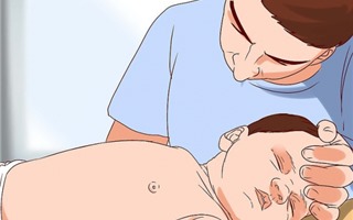 Kỹ năng sơ cứu: Cách xử lý khi trẻ sơ sinh khi bị hóc