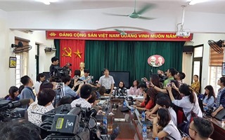 Sở GD-ĐT Hà Nội báo cáo gì với Bộ GD-ĐT về vụ việc tại trường Tiểu học Quang Trung?