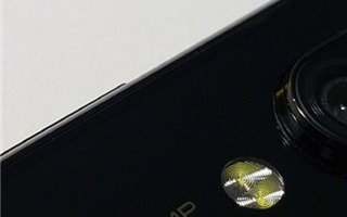 Xiaomi sắp giới thiệu smartphone màn hình "nốt ruồi" với camera sau lên tới 48 MP