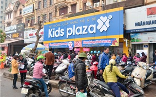 Khách hàng "phát cáu" vì Kids Plaza mập mờ khuyến mại