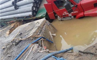 Hà Nội: Vỡ đường ống nhà máy nước sông Đuống, hàng nghìn hộ dân nguy cơ mất nước