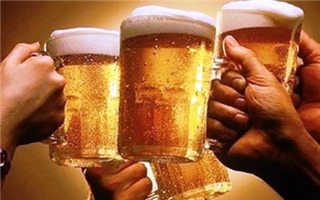 Không uống bia Sài Gòn, 7 cán bộ ngành Giáo dục phải viết tường trình