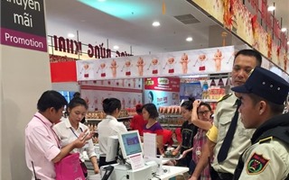 Vừa khai trương, AEON Mall Long Biên đã bị chê tơi tả