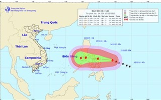 Cơn bão MELOR cực mạnh giật cấp 17 tiến vào Biển Đông