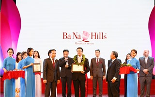 Bà Nà Hills nhận danh hiệu Khu du lịch hàng đầu Việt Nam