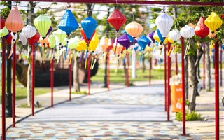 Sôi động lễ hội đèn lồng mừng trung thu tại Asia Park