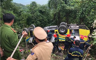 Vụ xe khách rơi trên đèo Hải Vân: Bộ trưởng Bộ GTVT yêu cầu xóa ngay điểm đen tai nạn này