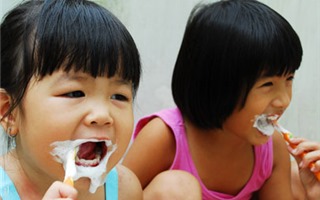 Kem đánh răng có flour ảnh hưởng thế nào tới sức khoẻ?
