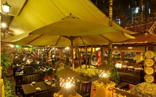Những địa điểm ăn uống thích hợp cho cả gia đình ở Hà Nội