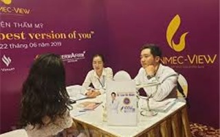 Hà Nội: Chuyên gia làm đẹp nổi tiếng Hàn Quốc tư vấn thẩm mỹ cho hàng trăm phụ nữ Việt