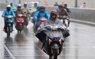 10 điều phụ nữ phải nhớ khi lái xe trời mưa 