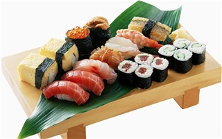 Cách ăn sushi đúng chuẩn như người Nhật 