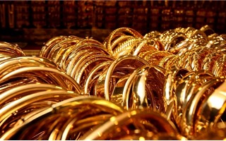 Cập nhật giá vàng hôm nay (30/7): Vàng trong nước tăng nhẹ, giao dịch quanh mốc 33 triệu đồng/lượng