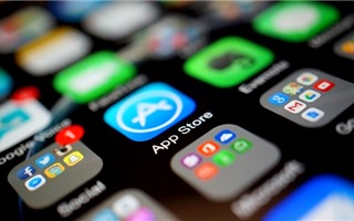 Tội phạm mạng "dồn dập" tấn công người dùng qua App Store