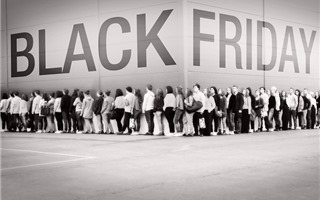 Mua hàng Online Black Friday 2015 ở đâu?