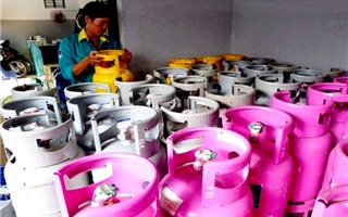 TP Hồ Chí Minh: Giá gas tháng 3 tăng 1.500 đồng/bình