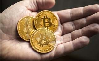 Bộ Công thương khuyến cáo về giao dịch "tiền ảo" Bitcoin, Onecoin