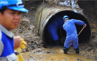 Đường ống nước sông Đà vỡ lần thứ 18 trong năm