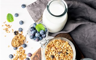 Sữa tươi organic là gì? Có tốt hơn các loại sữa thông thường?
