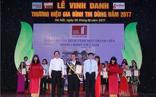Home Credit Việt Nam giành giải thưởng Thương hiệu Gia đình tin dùng 2017