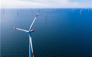 Cần quy hoạch dài hạn và khung chính sách ổn định cho phát triển điện gió ngoài khơi
