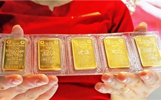 Giá vàng trong nước giảm 250 nghìn đồng/lượng