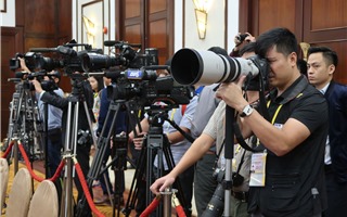 Thủ tướng Chính phủ yêu cầu cơ quan báo chí tăng cường truyền thông, bảo vệ tổ quốc