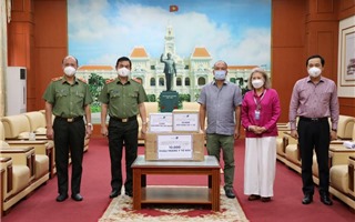 Tập đoàn Masan tặng 150.000 hộp sữa, hỗ trợ dinh dưỡng cho F0 tại các bệnh viện TP.HCM