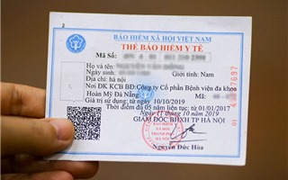 Hà Nội dừng phát hành thẻ BHYT bằng giấy từ ngày 15/10