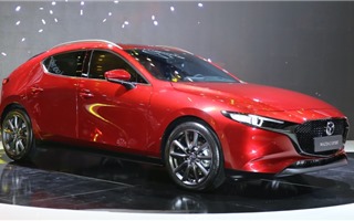 Mazda 3 và Mazda 3 Sport giá từ 719 triệu đồng