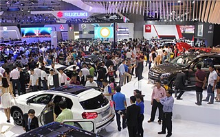 11 tháng, Việt Nam nhập khẩu 133.696 ô tô