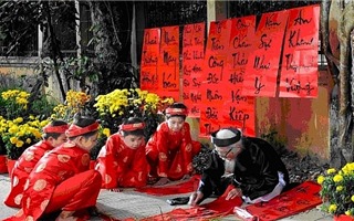 Tục lệ xin chữ đầu năm - Nét văn hóa của người dân Việt