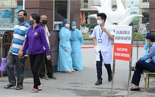 Giám sát chặt gần 1.600 người đã đến khám tại Bệnh viện Bạch Mai 10 ngày qua