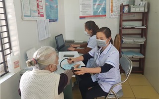 Phòng, chống dịch bệnh Covid-19 tại ngoại thành Hà Nội: Vẫn còn tình trạng lơ là