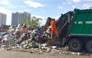 Thu phí rác thải theo khối lượng ở chung cư: Liệu có khả thi?